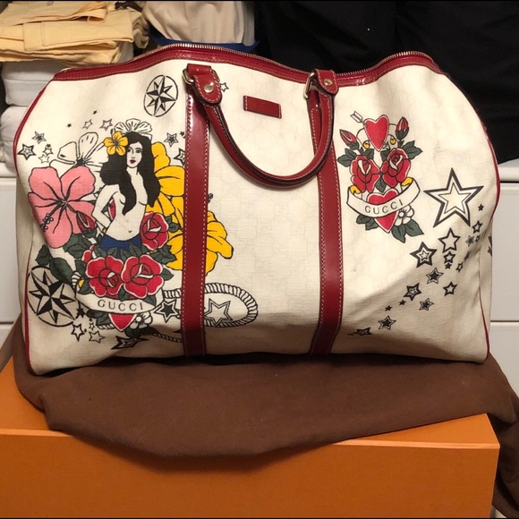 Gucci Handbags - ✨Rare Rihanna Collaborated Gucci Duffle Bag✨